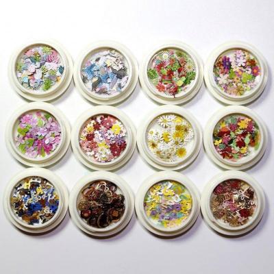 China Nail Charms Jewelry 2021 Pulp Natural Nail Art 50pcs/box Fashion Trending 18 Colors Beauty Decoration Wooden Stickers With Box for sale