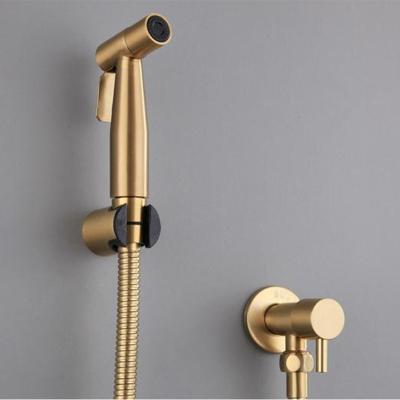 China Amazon best selling modern brass handheld diaper sprayer wall mounted gold bidet sprayer shattaf factory brushed gold bidet set for sale