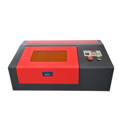 China Laser Engraving CO2 3020 40Watt Laser Engraver Cutting Machine For Leather for sale