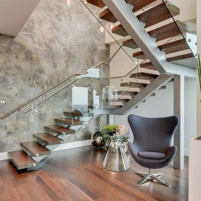 China Modern Modern Staircase Floating Straight Stairs Interior Staircase with Wooden Tread and Glass Railing for sale