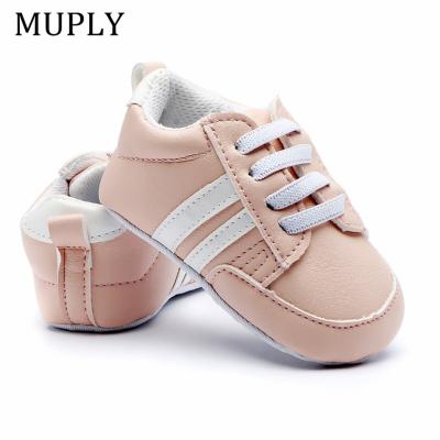 China Cute new infant anti-slip PU leather soft soled newborn Romirus baby moccasins first walker sneakers 0-2 years branded baby shoes for sale