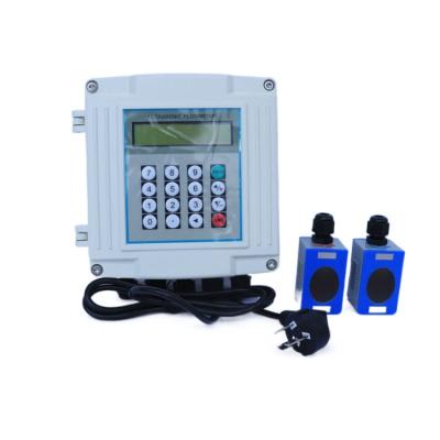 China Wall Mounted Liquids Measurement Ultrasonic Flowmeter Clamp-on Flowmeter for sale