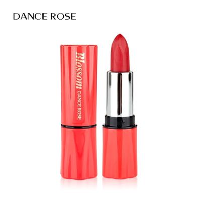 China Ultra-Flattering Waterproof 6 Colors Lipstick Shades Waterproof Long-lasting Creamy Matte Lipstick for sale