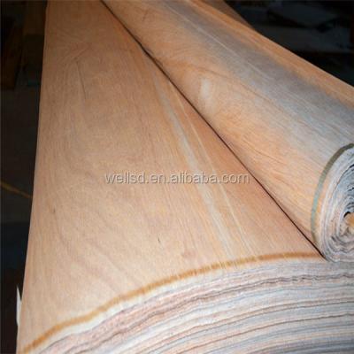 China Wells Natural Wood  PLB Face Veneer 0.3mm Grade A/B/C/D  Rotary Cut Technics zu verkaufen