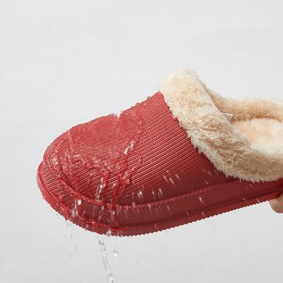 China CUSHIONING UTUNE Winter Wholesale Fur Plush Fluffy Slippers Home Indoor Warm Fashion Slippers Ladies Men Waterproof Casual Shoes for sale