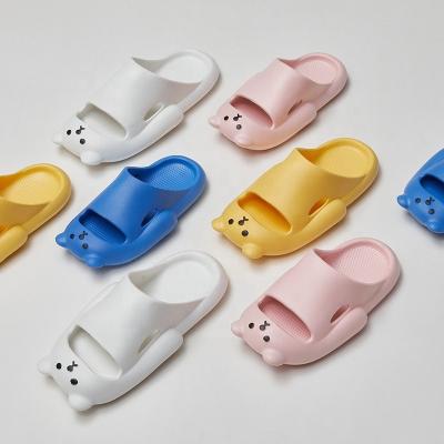 China Cute Kids Sandals Slippers UTUNE New Lightweight Design Lighting Sports Shoes Cartoon Bear For Kids Slippers for sale