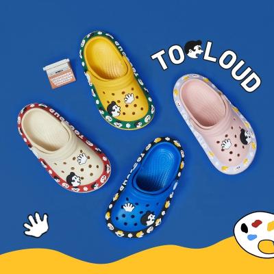 China UTUNE EVA Lightweight Baby Croc Slides Comfortable Indoor Cartoon Boys Sandals Outdoor Slippers Non-slip for Kids Girls for sale