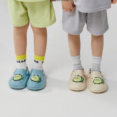 China UTUNE Lightweight Slippers Summer Beach Casual Shoes Hole Shoes Toddler Kids Children Sandals Slide Children's Sandals for sale