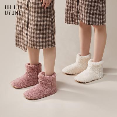 China CUSHIONING UTUNE Winter Warm Women Snow Fuzzy Boots High Quality Indoor Sports Shoes Ladies Fur Boots For Men for sale