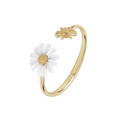 China Fashion New Small Daisy Small Daisy Bracelet Cheapest Fashion Dropshipping Painting Bee Adjustable Baking Bracelet B193 for sale