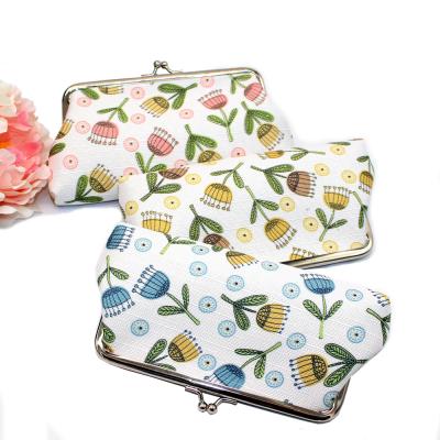 China Vintage Coin Purse Buckle Long Coin Purse Women Wallet Cosmetic Bag Clasp Clutch Canvas Lock Kiss for sale