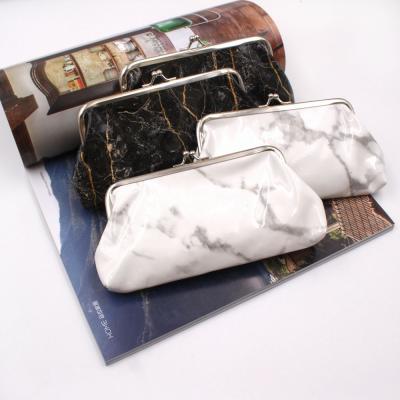 China 2021 New Fashion PU Long Wallet Cosmetic Bag Clasp Marbling Clutch Custom Kiss Lock for sale