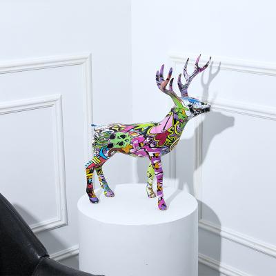 China Creative Sculpture Home Animal Nordic Fashion Handwork Colorful Resin Elk Europe Decoration Elk Ornaments for sale