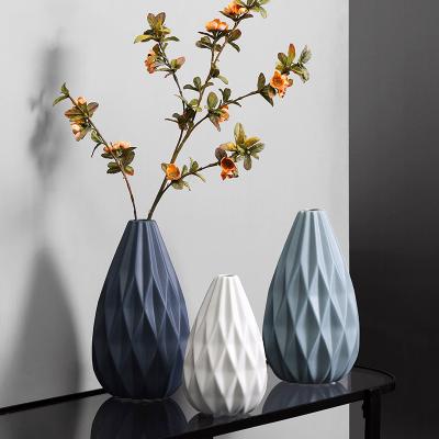 China Morden Luxury Nordic Geometric Origami Ceramic Vase Ornaments Living Room Creative Dining Table Decoration Outdoor Home Vase for sale