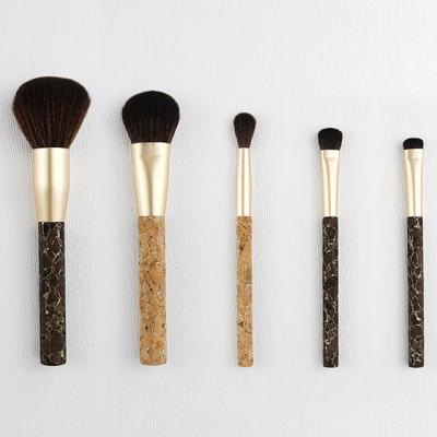 China Face New Design  Free Sample Custom Makeup Brushes FSC wood handle wrapped with solid wooden Custom Logo for sale