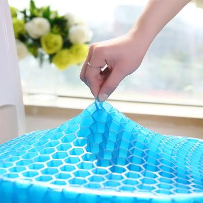 China 2020 Hottest Amazon Honeycomb Design Memory Strip Gel Increased Pad Couch Hip Gel Seat Chair Sitting Cooling Cushion for sale