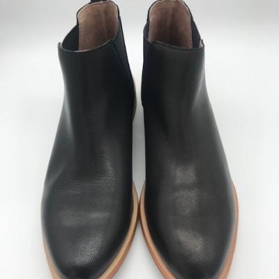 China High Standard Flat And New Style H11200 Black Ladies Boots Leather For Women for sale