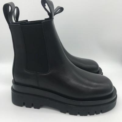 China Flatbed 2022 High Quality Black SU5922 Shoes Women Boots And Boots For Women for sale