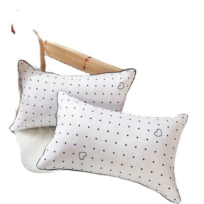 China Antistatic Cotton Fabric Super Comfortable Fluffy Bed Pillow For Hotel for sale