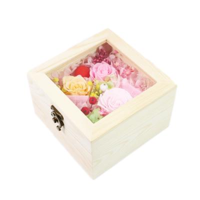 China Environmental protection and wooden green Valentine's Day flower display box flower box creative immortal open the window and knock down the pink gift box for sale