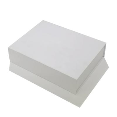 China Handmade Magnetic Folding Storage Closure Gift Box Kids Gift Box With PP Bags Packaging for sale