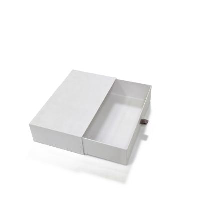 China Recyclable Luxury Quality With Packaging Custom Logo Gift Drawer Box With Handle for sale