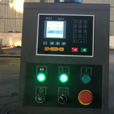 China Hydraulic controller E21 E20 E300 E200 Nanjing ESTUN system OR control system press brake controller for sale