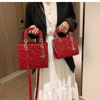 China Cross Hand Stitched High Quality Patent Leather Thread Handbag Women Designer Messenger Elegant Lady Crossbody Bag Chains Tote Shoulder Bags for sale