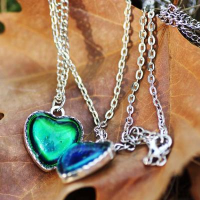 China CLASSIC Stone Color Changing Mood Jewelry Link Chain Jewelry Gift Women Design Fashion Pendant Necklace for sale