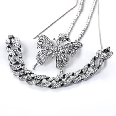 China Environmentally Friendly Luxury Tennis Chain Butterfly Shaped Women's Double Choker Choker Hip Hop Bling Thick Chain Necklaces for sale