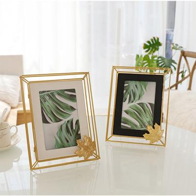 China New Style 4x6 7*9 Large Gold Metal Creative Luxury Sublimation Home Decoration Picture Glass Frame for sale