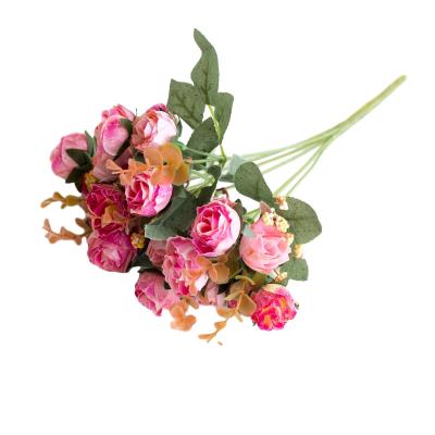 China Wholesale Hot Selling Rose Silk Artificial Bouquet Home Wedding Decoration Simulation Leaves Fashional High Artificial Flowers For Sale for sale