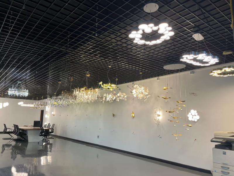 Проверенный китайский поставщик - Zhongshan Rong Fei Lighting Co., Ltd.