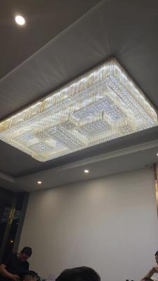 Cina Purezza Crystal Square Customized Pendant Lamp per il salone e l'alto sottotetto in vendita