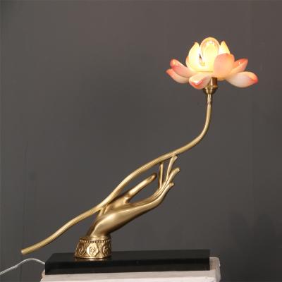 China Elektrische weiße Glas-LED-Haushalts-Tischlampe Lotus Flower Shape 110V zu verkaufen