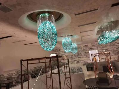 China Hotel Kristall-Kronleuchter Bar Wohnzimmer Großes Ingenieurwesen Licht Grün Transparentes Steinglas-Lampen kundenspezifische Lampe zu verkaufen