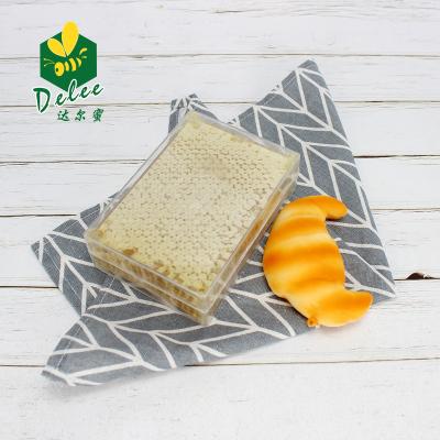 China The World Market Pure Natural 100% Honey Best Quality Raw Fresh Honey Comb Box Package For for sale