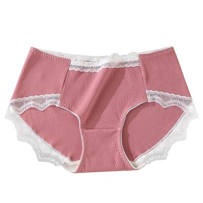 China 200 Kg Mid-Rise Cotton Lace Anti-Static Japanese Women's Silk Underwear Large Crotch Triangle Underwear for sale