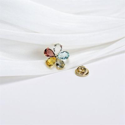 China New five-petal fashionable multi-color flower brooch creative decoration brooch for sale