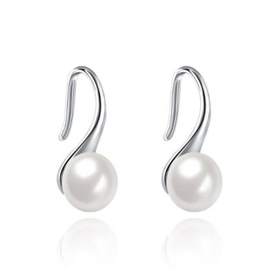 China FASHIONABLE Simple Design S925 Sterling High Heel Stud Earrings Silver Female Popular Freshwater Pearl Stud Earrings for sale