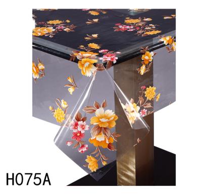 China Oilproof Soft Plastic Table Cloth In Roll for sale