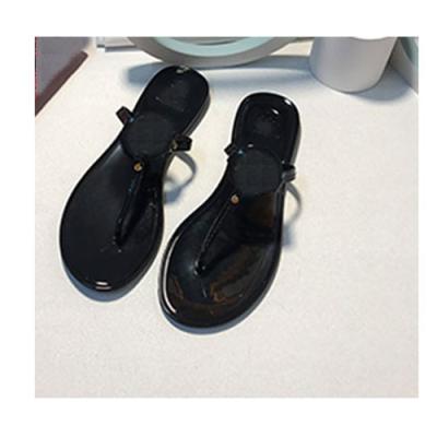 China CUSHIONING flip flop sandalias para mujer de femme slippers 2021 custom soft slides with logo jelly sandals for sale