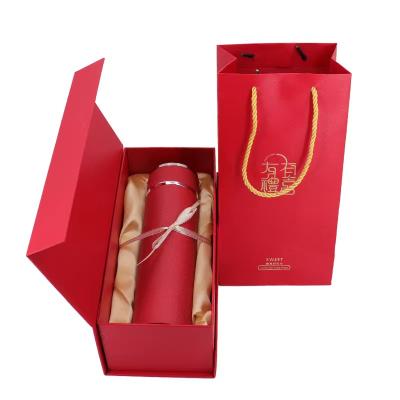 China Small Quantity Recyclable Luxury Gift Box Packaging Packaging For Vacuum Smart Water Bottles for sale