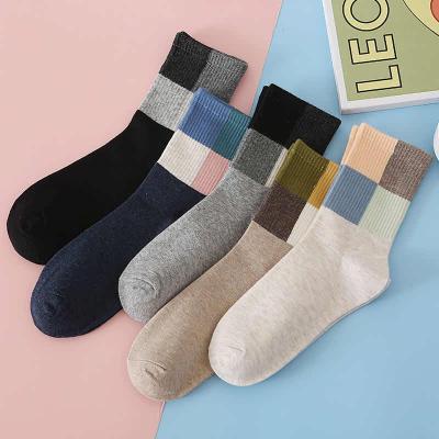 China Autumn Casual Couples Socks Jacquard Grid Pattern Tube Breathable Cotton Couples Socks Wholesale In Stock for sale