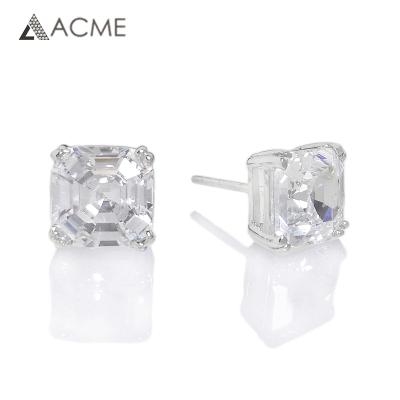 China 2022 HIGHLIGHT Fashion Jewelry 925 CLASSIC Silver Tasty Rhodium Plated Square Cut Green Cubic Zirconia Stud Earring For Women for sale