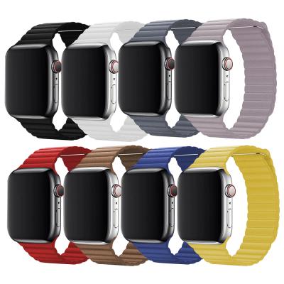 China Comfortable Watch Strap Magnet Replacement Buckle Leather Band For Apple Watch Series 7 SE 6 38/40/41mm & 42/44/45mm for sale