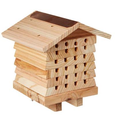 China Viable WOODEN INSECT INSECT GARDEN HOTEL BEE HANGING LADYBIRD NEST HOUSE HOME GARDEN for sale