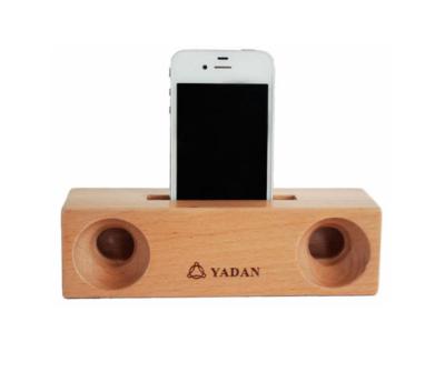 China Custom Natural Beech Wood Desktop Mobile Phone Trumpet Wooden Stand for sale