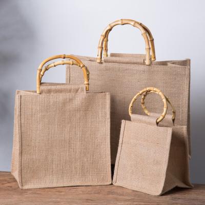 Cina Maniglia di bambù di compera riutilizzabile di Tote Bag Jute Tote Bag della tela da imballaggio in vendita