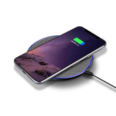 China Mobile Phone Custom Design Desktop Wireless Smart Phone Charger for sale